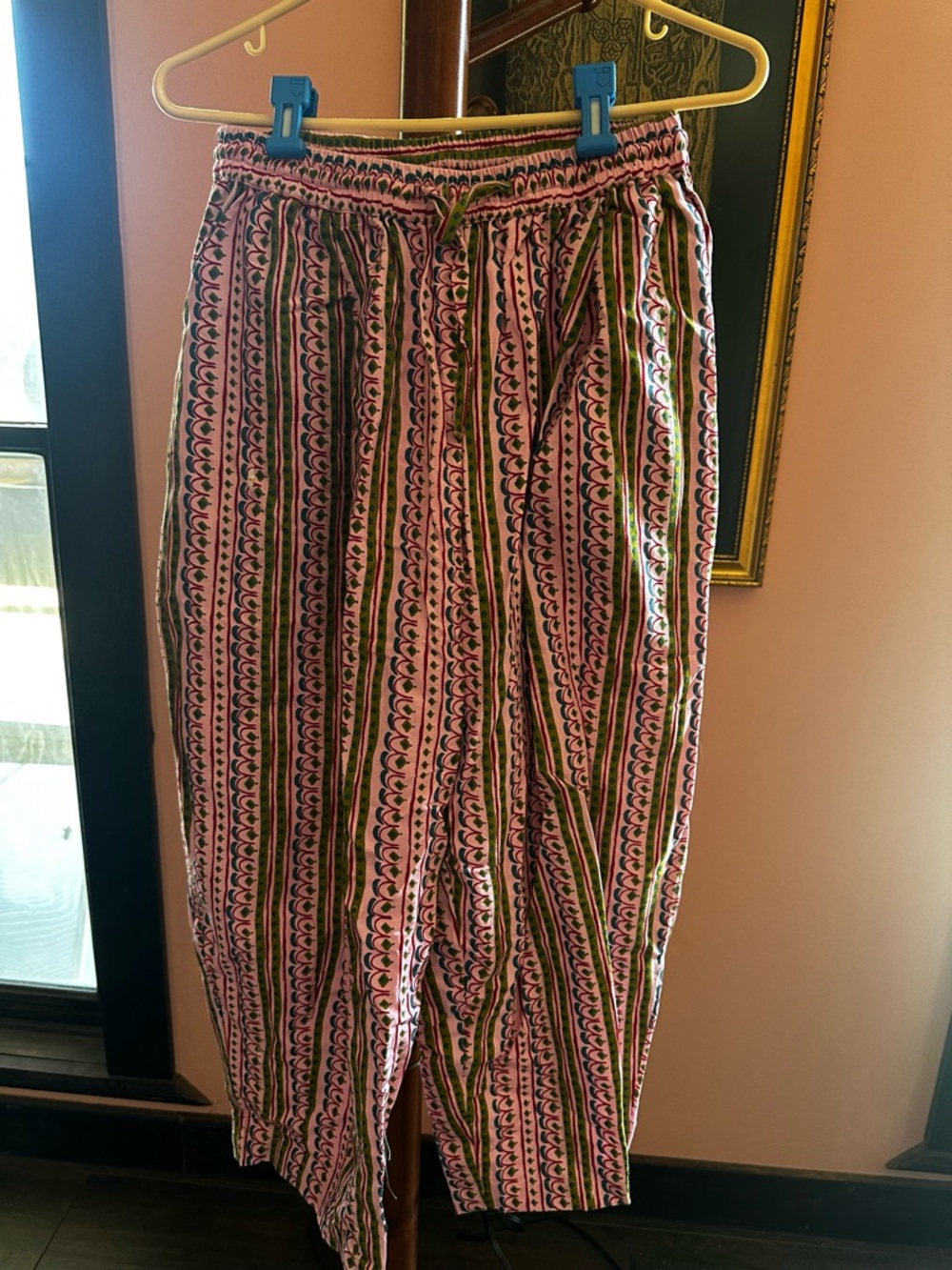 Women’s Pink Striped Elastic-Waist Pants